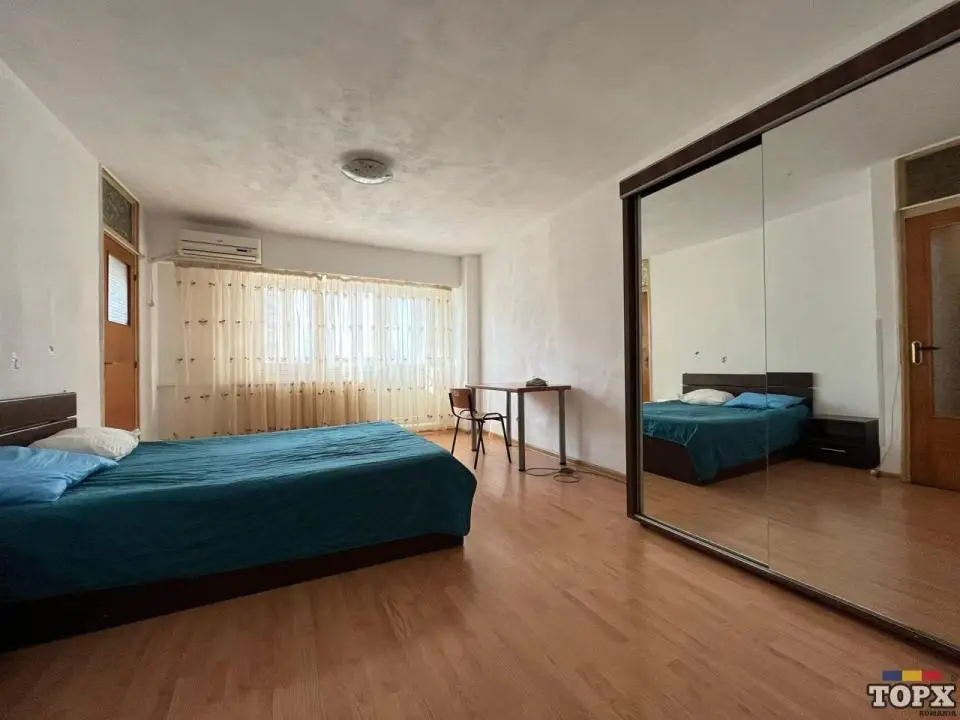 Proprietar Garsoniera Decomandata Metrou COSTIN Georgian