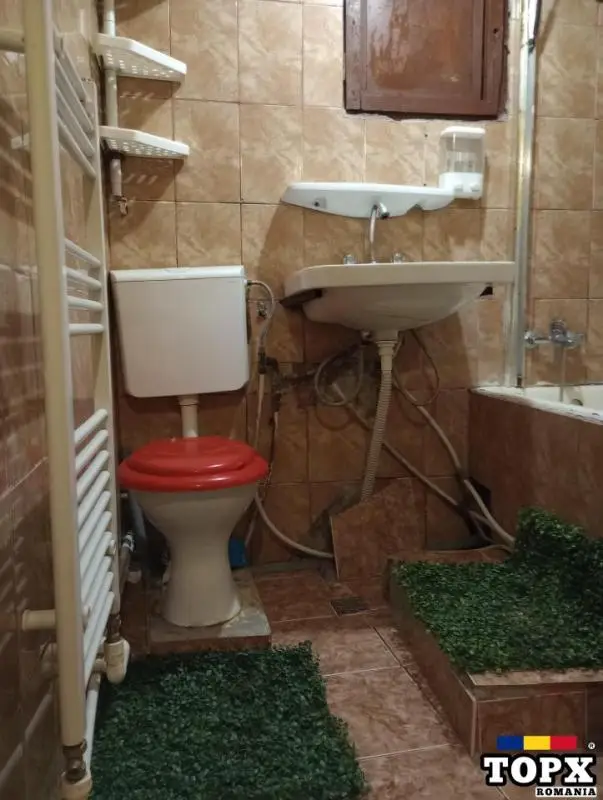 Inchiriez casa gen apartament