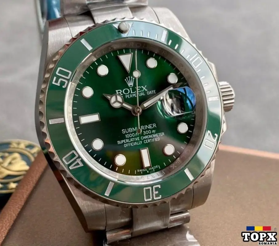 ROLEX Submariner Date Steel 41mm Green/Green