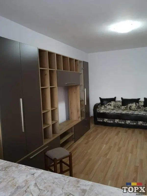 Închiriez apartament 2 camere